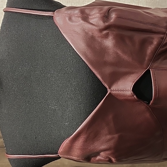 Tank Top Faux Leather Adjustable Spaghetti Straps. Burgundy! - Picture 5 of 8